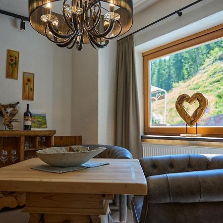 Hotel Monte44 Сельва-ді-Валь-Гардена Екстер'єр фото