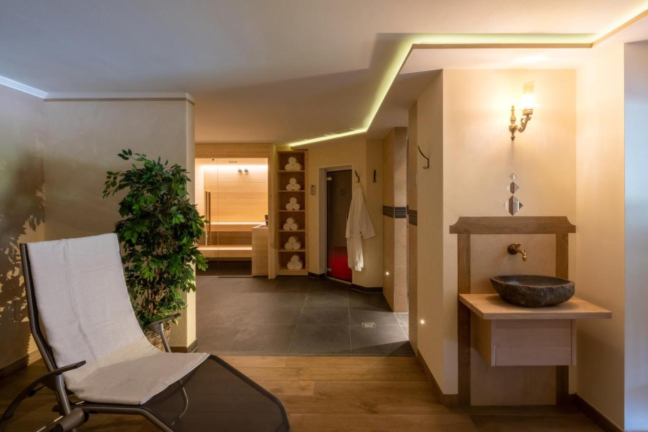 Hotel Monte44 Сельва-ді-Валь-Гардена Екстер'єр фото