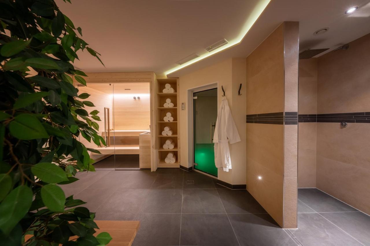 Hotel Monte44 Сельва-ді-Валь-Гардена Екстер'єр фото