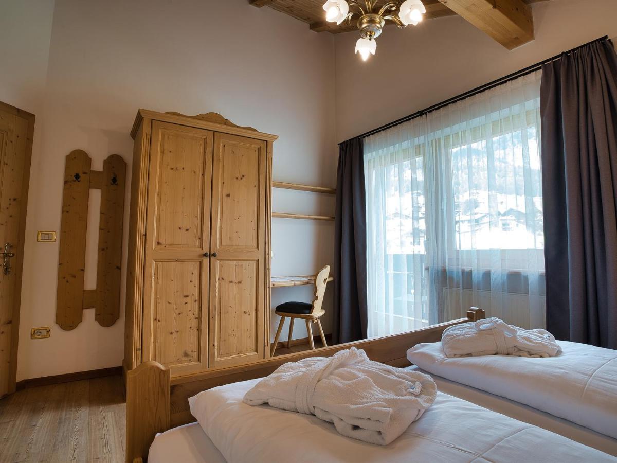 Hotel Monte44 Сельва-ді-Валь-Гардена Екстер'єр фото