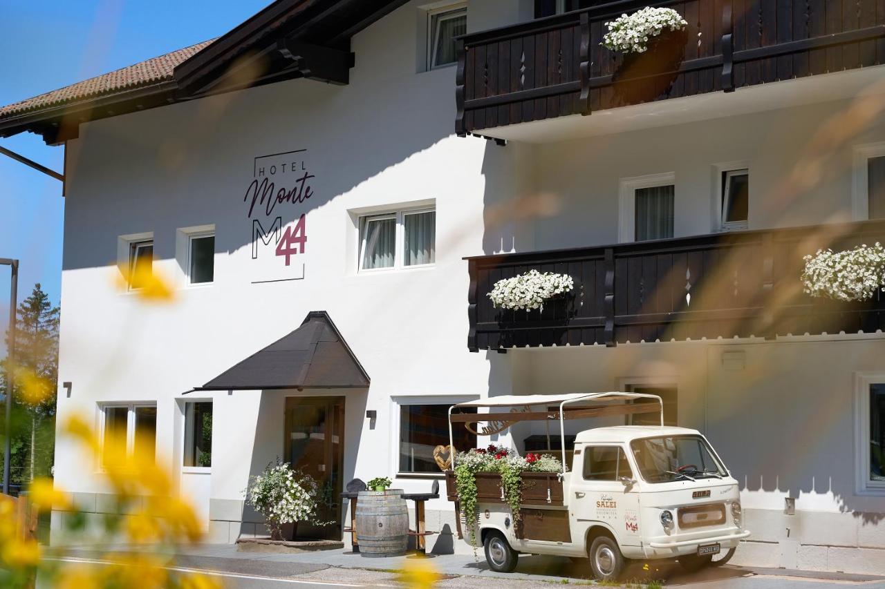 Hotel Monte44 Сельва-ді-Валь-Гардена Екстер'єр фото
