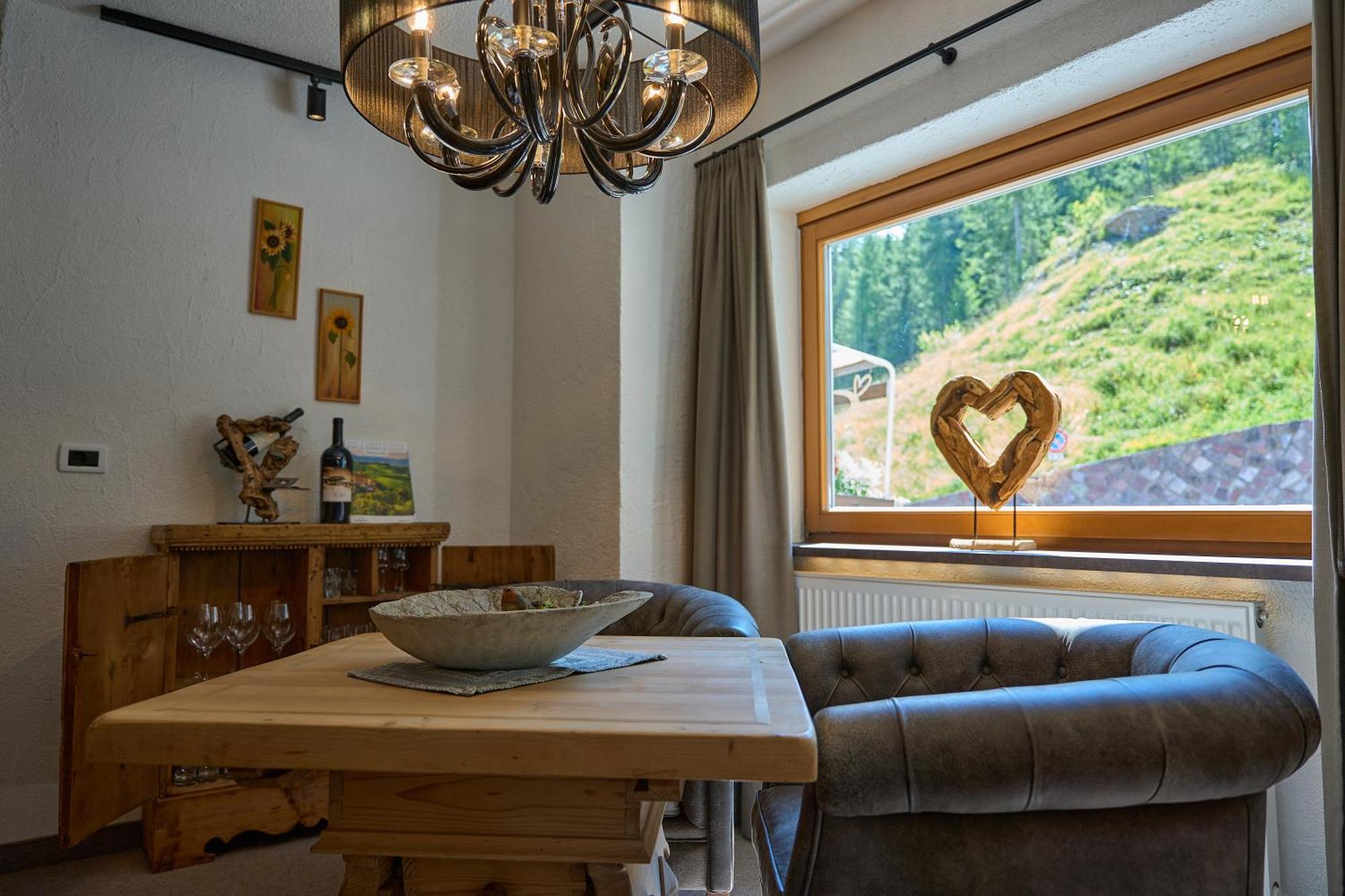 Hotel Monte44 Сельва-ді-Валь-Гардена Екстер'єр фото